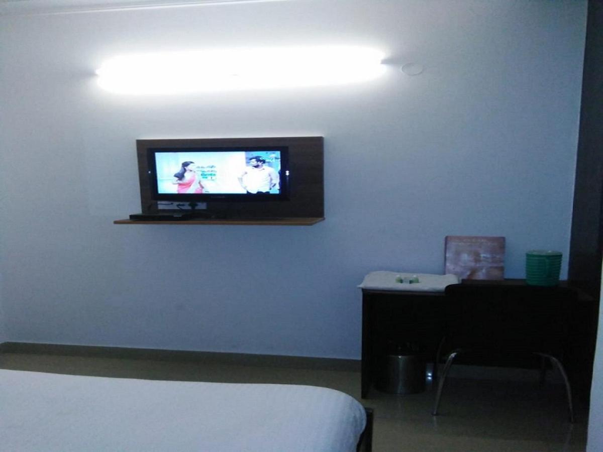 Ocean Inn Hotels บังกาลอร์ ภายนอก รูปภาพ